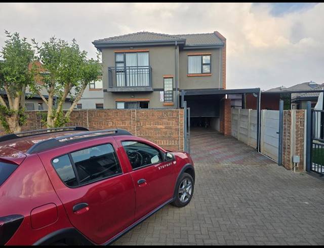 3 BEDROOM HOUSE FOR SALE IN ALBERTSDAL